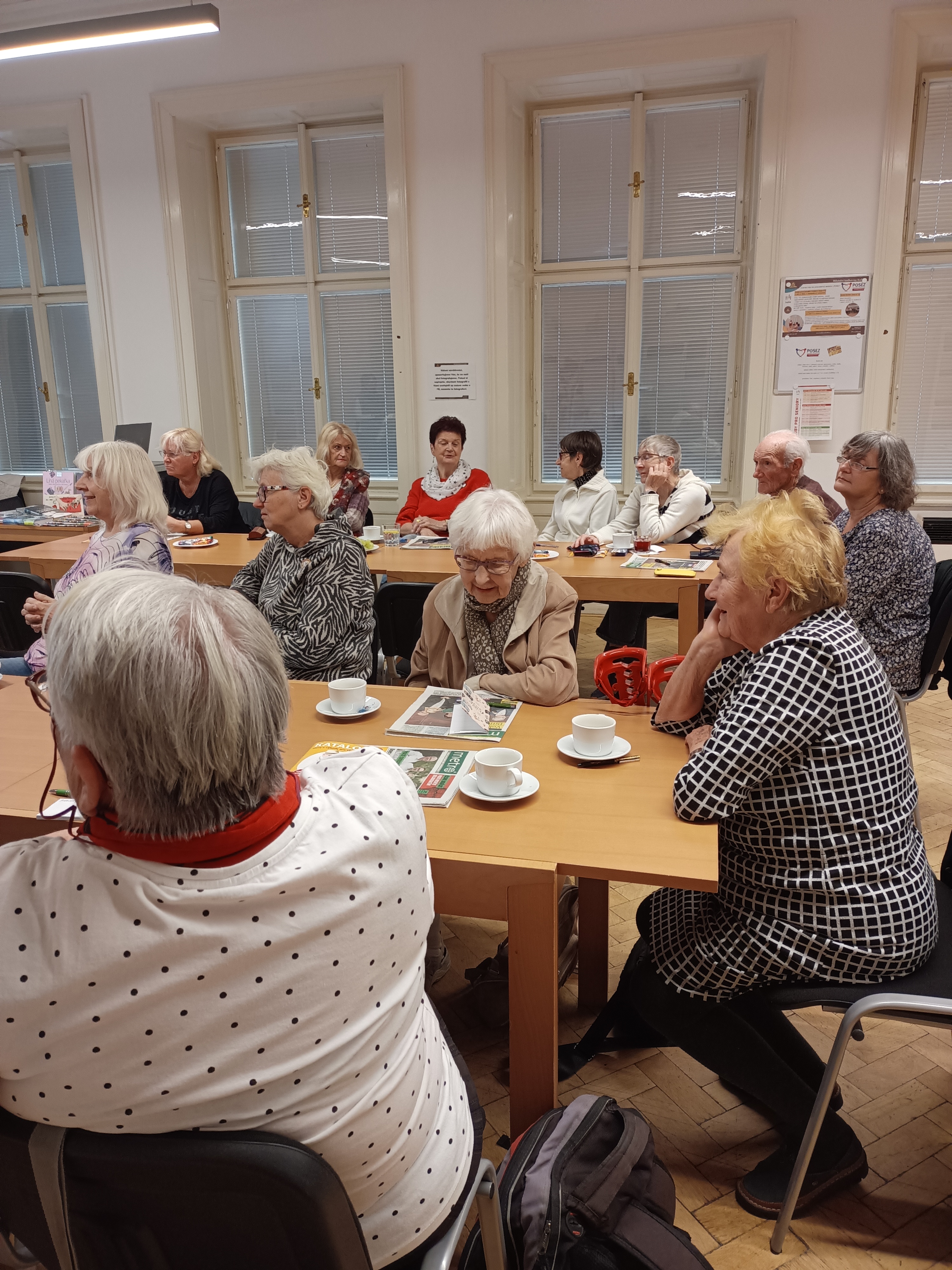 POSEZ: posezení pro seniory / prosinec 2025